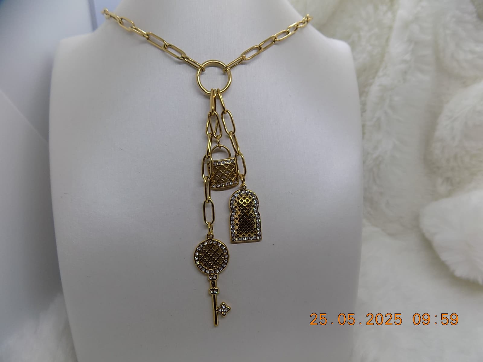 collier abeille - product image