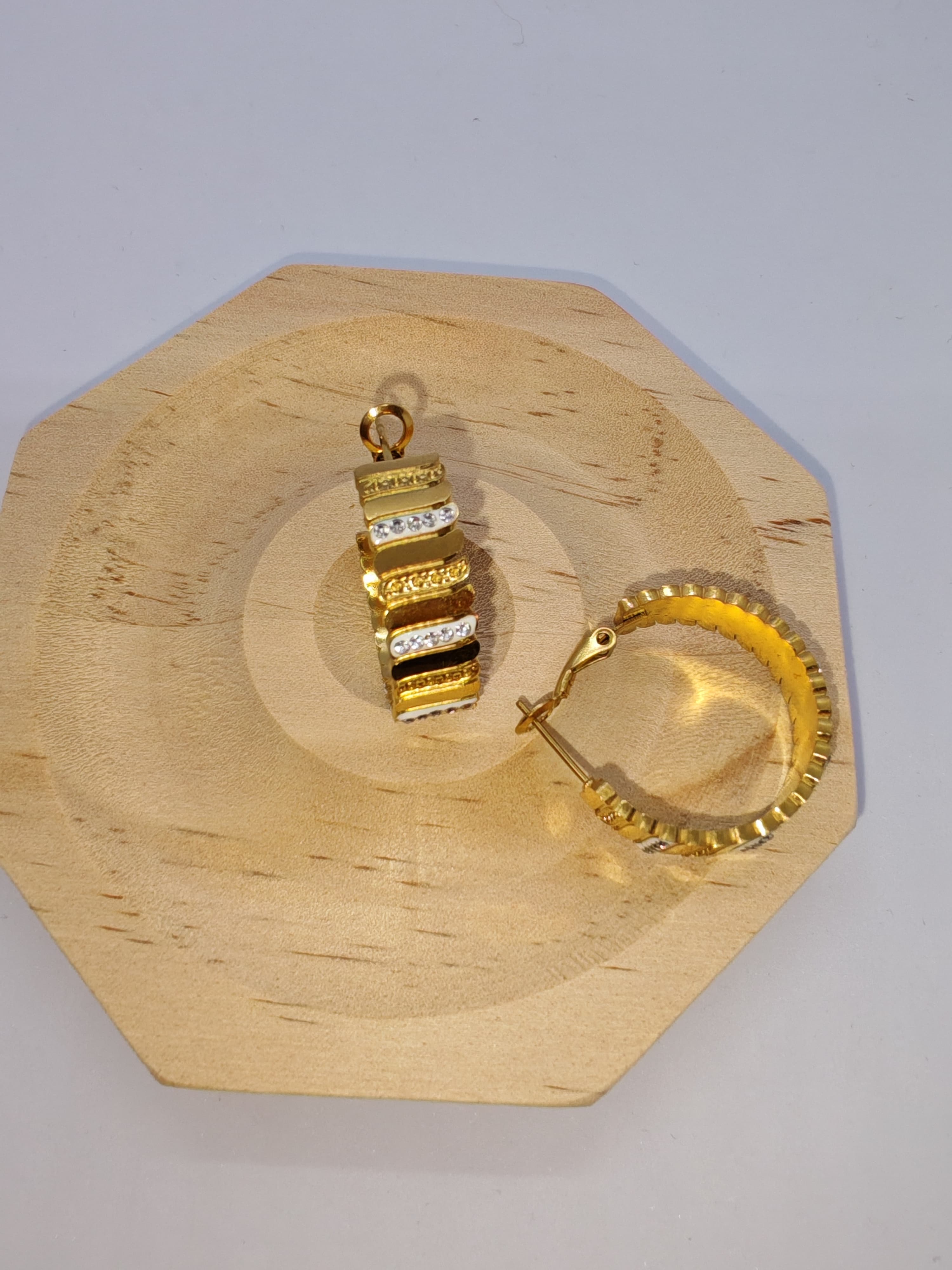Boucle relièf