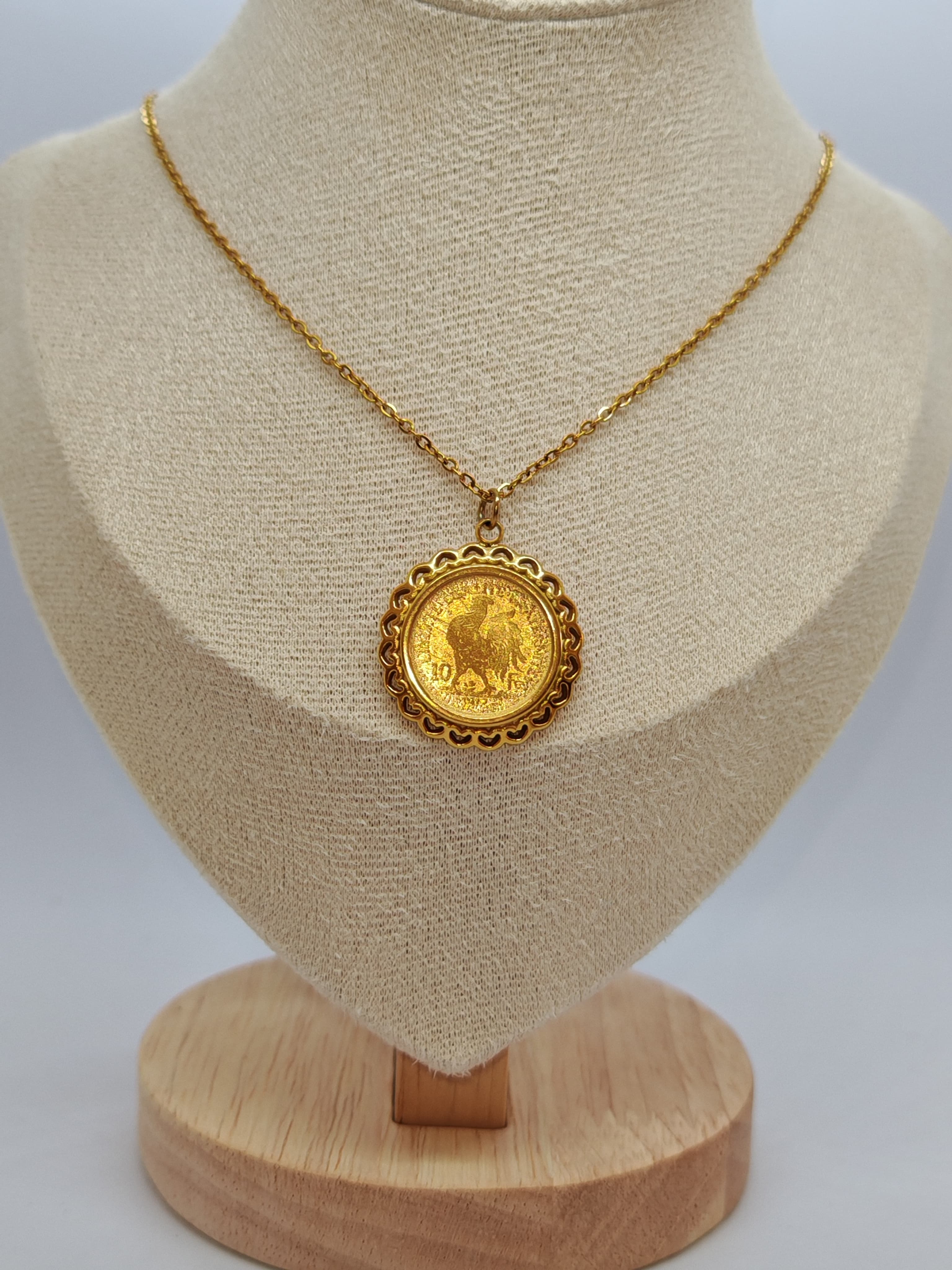 Collier louise simple