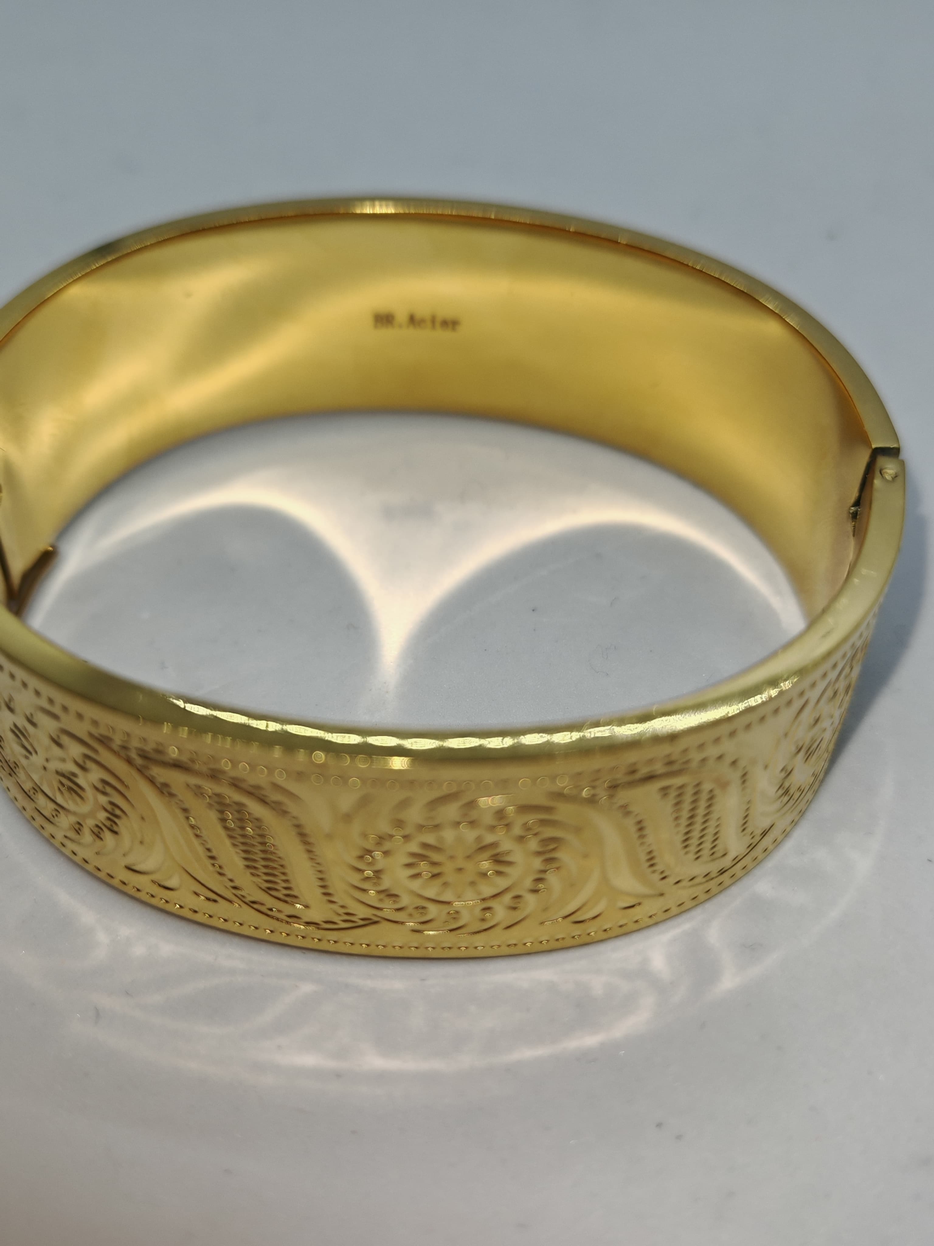 gros bracelet motif - product image