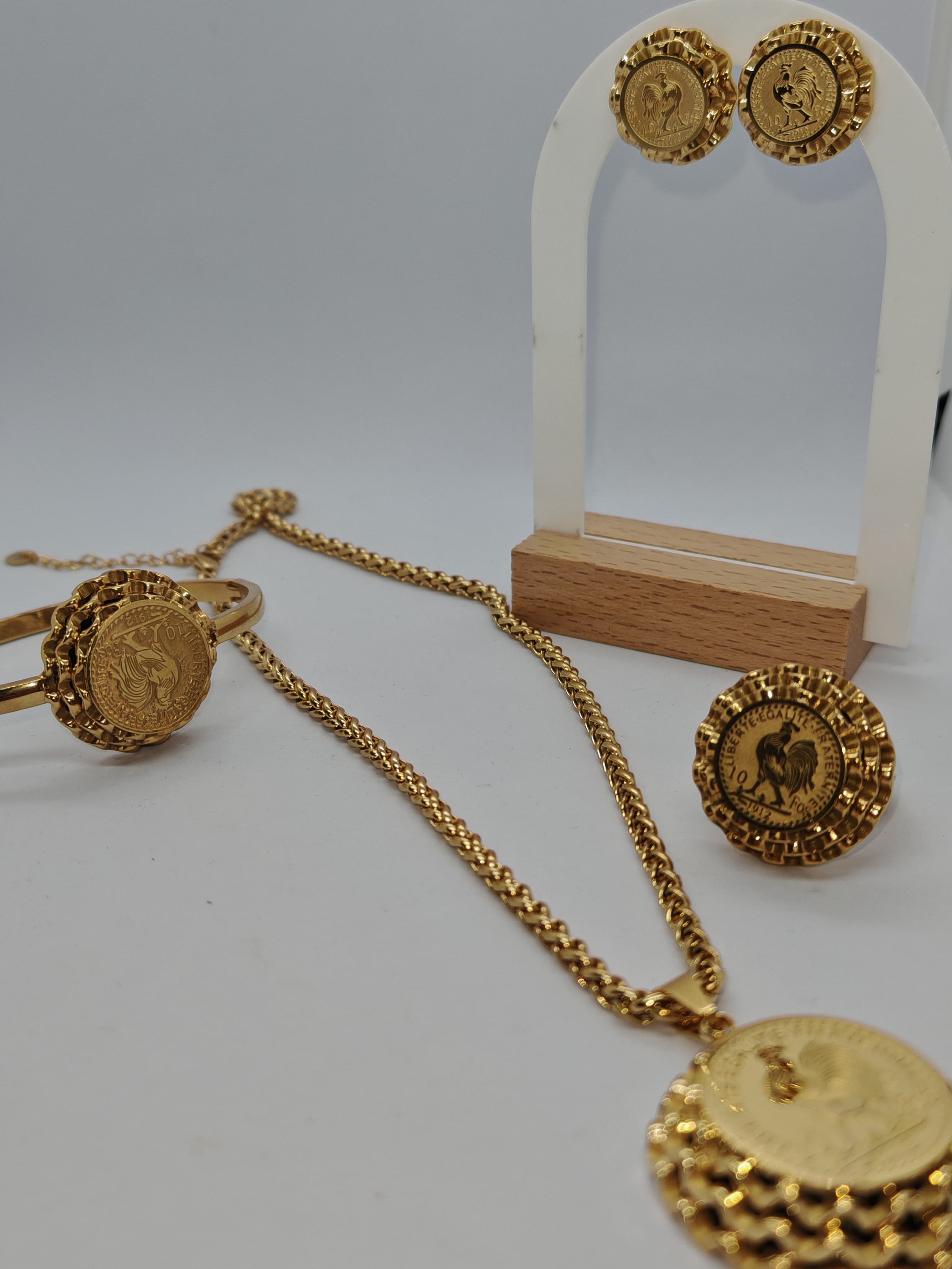 PARURES LOUISE 3D