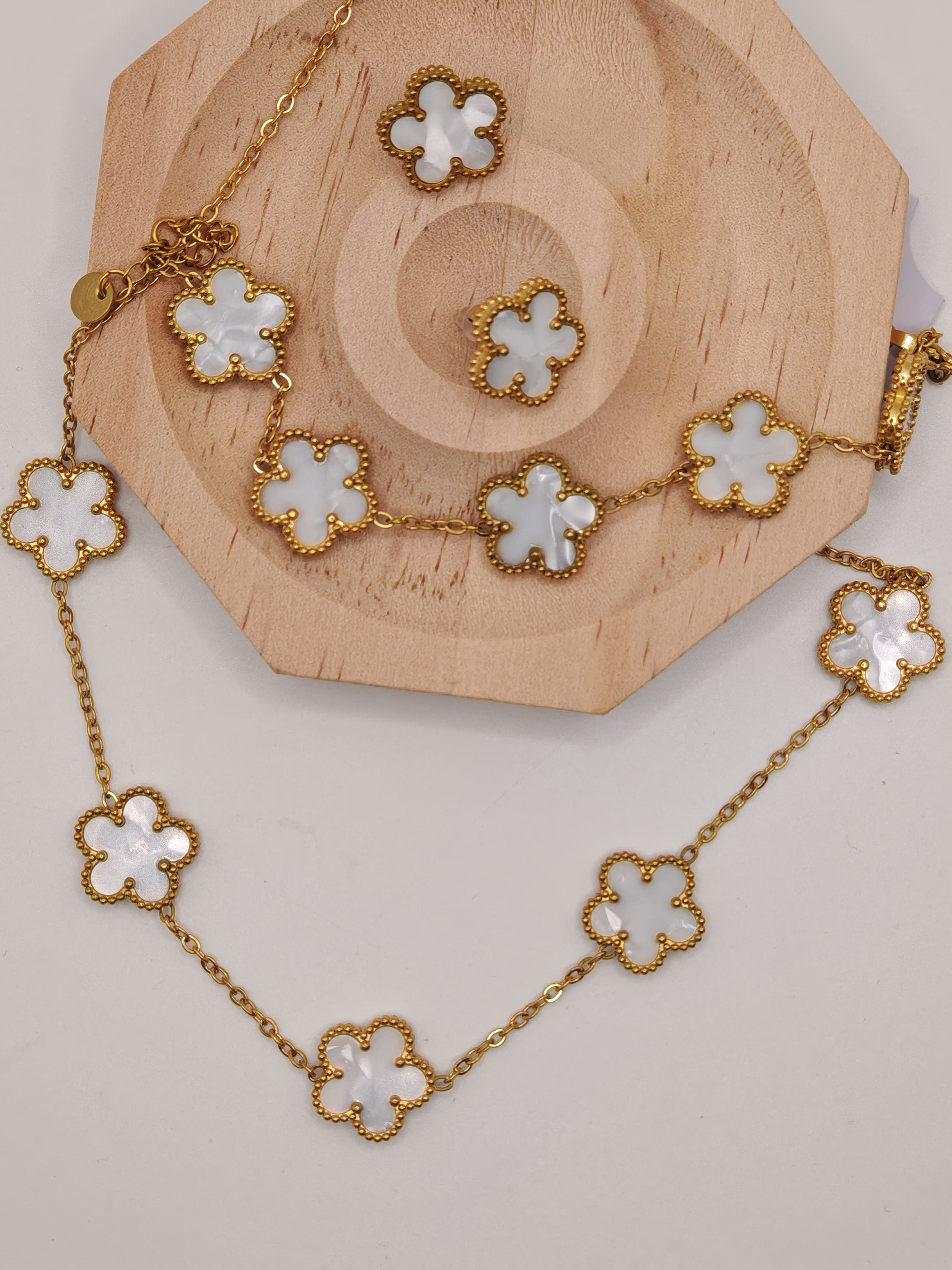 PARURES FLEURS COULEUR - product image