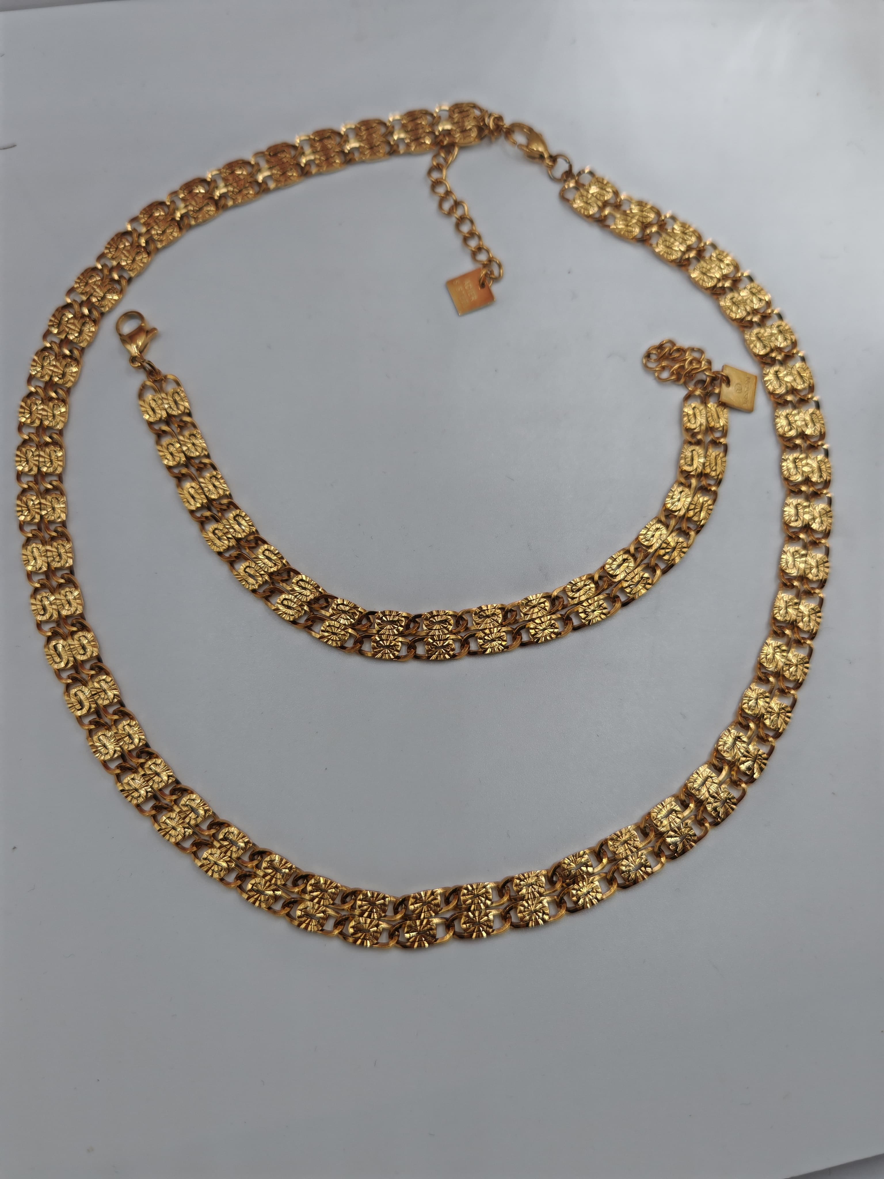 COLLIER ET GOURMETTE MOTIF